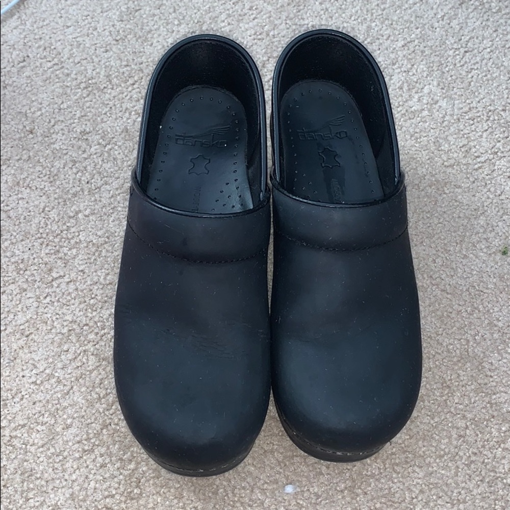 Narrow Dansko Matte Black clogs
